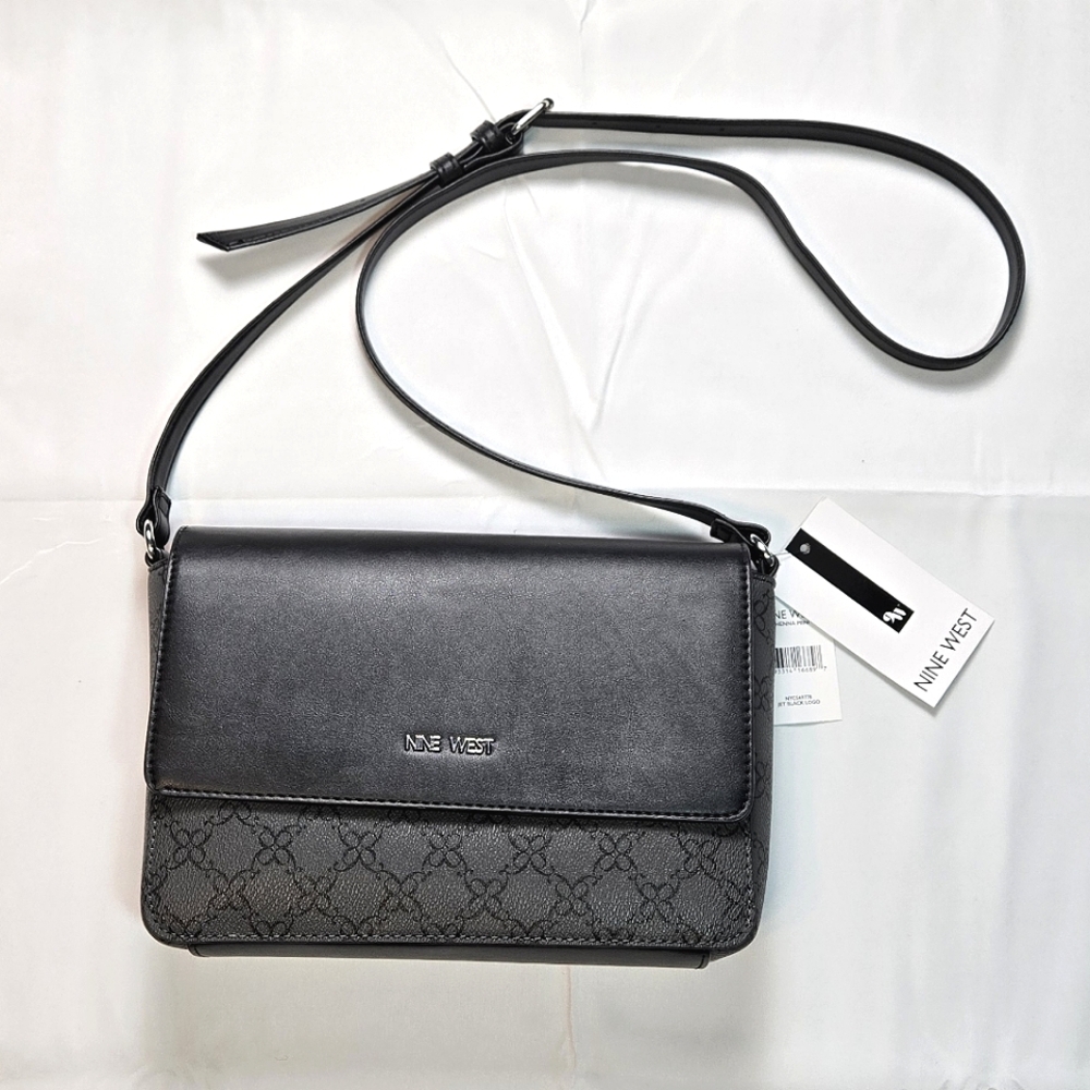 Nine West Black Crossbody Bag with Elegant Design and Adjustable Strap